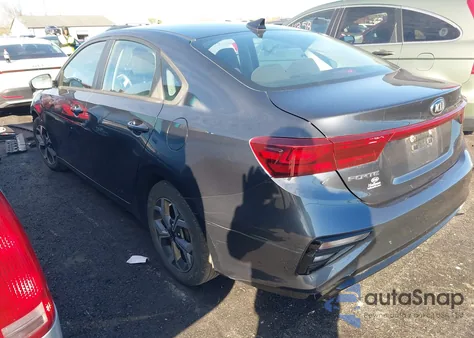 2020 Kia Forte Lxs z USA, uszkodzony, nr VIN 3KPF24ADXLE256333